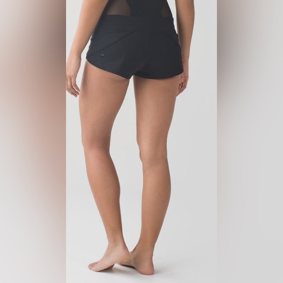 Lululemon Water: Surf Short (2") Reversible - Picture 5 of 14